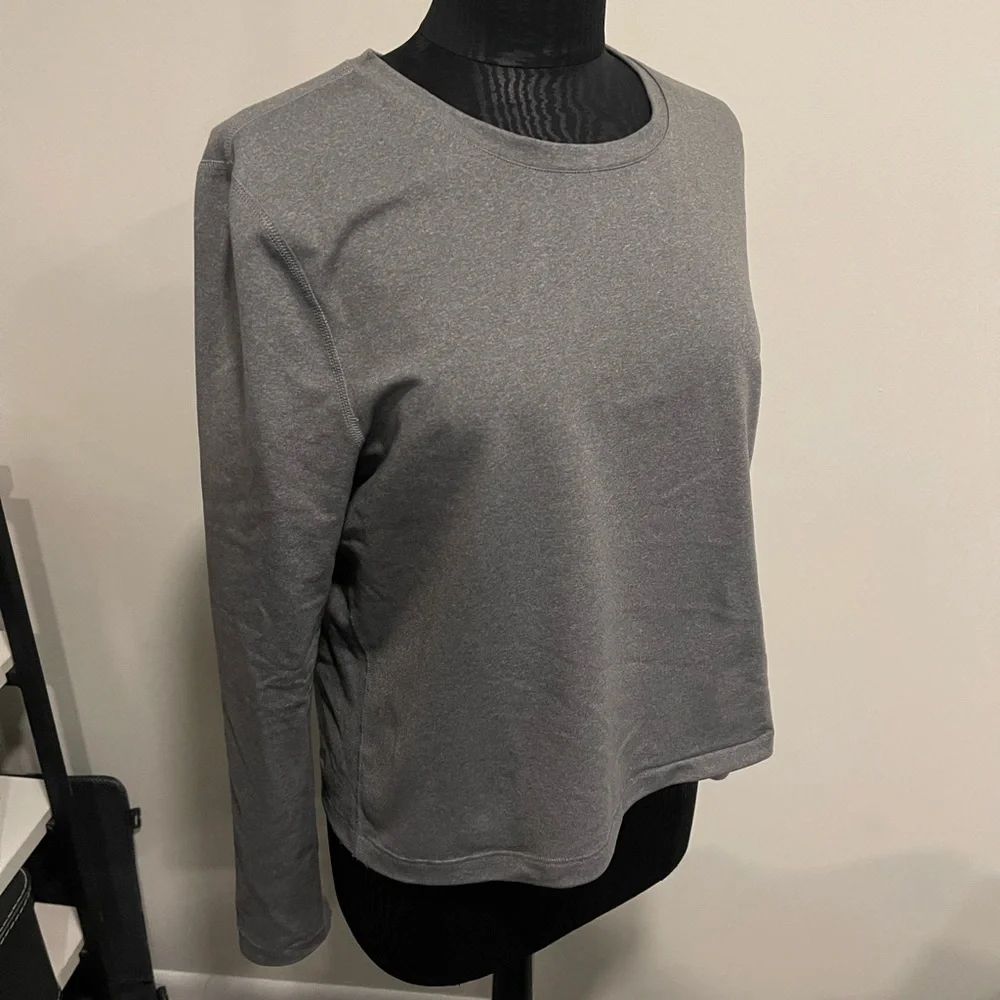 Lululemon Athletica Back Up Heathered Slate Long Sleeve Top - Picture 4 of 4